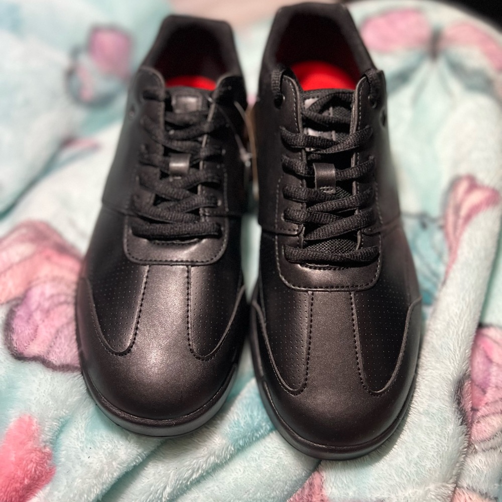 Black Shoes